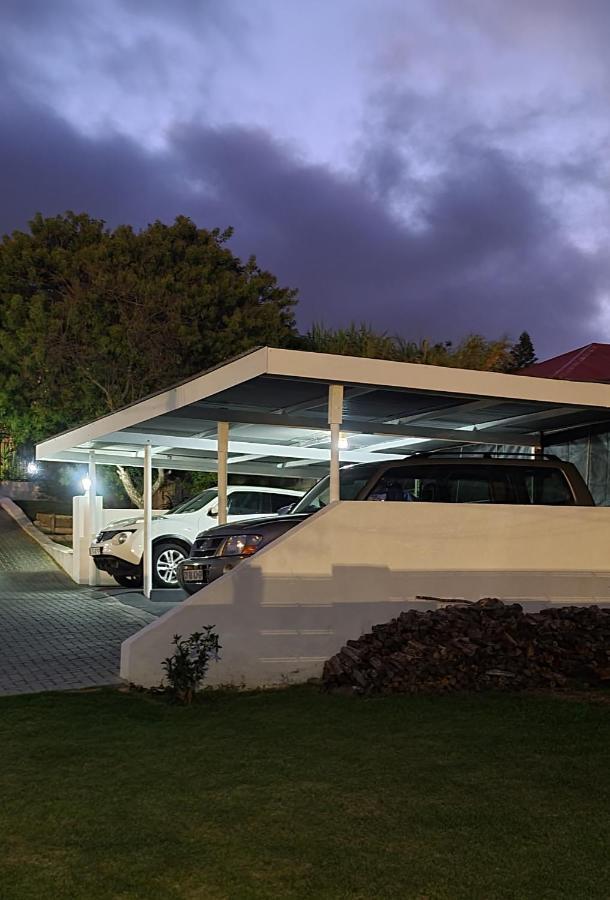 Hotel 7 On South Bredasdorp Exterior foto